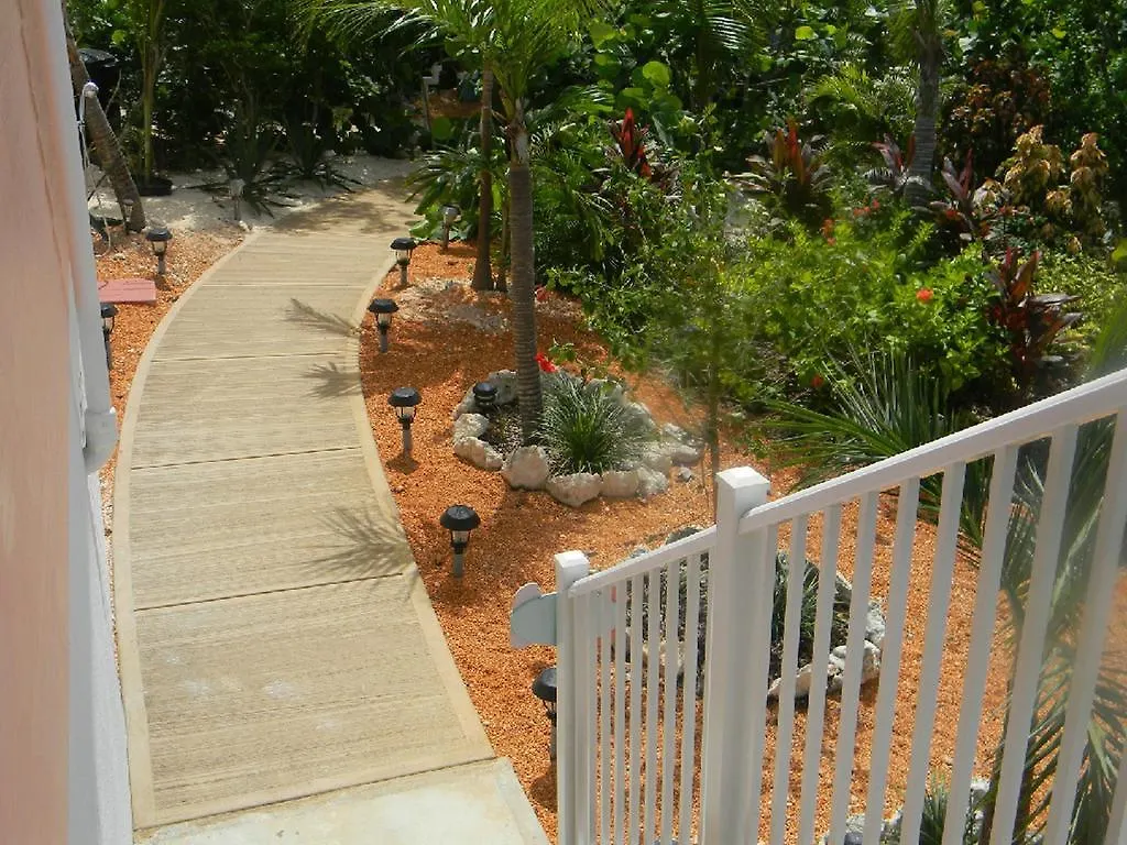 Harbor Breeze Villas Clarence Town Resort