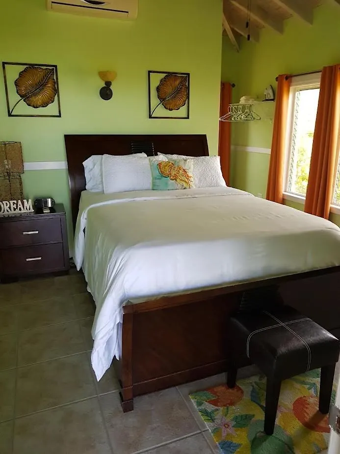 Harbor Breeze Villas Clarence Town Resort