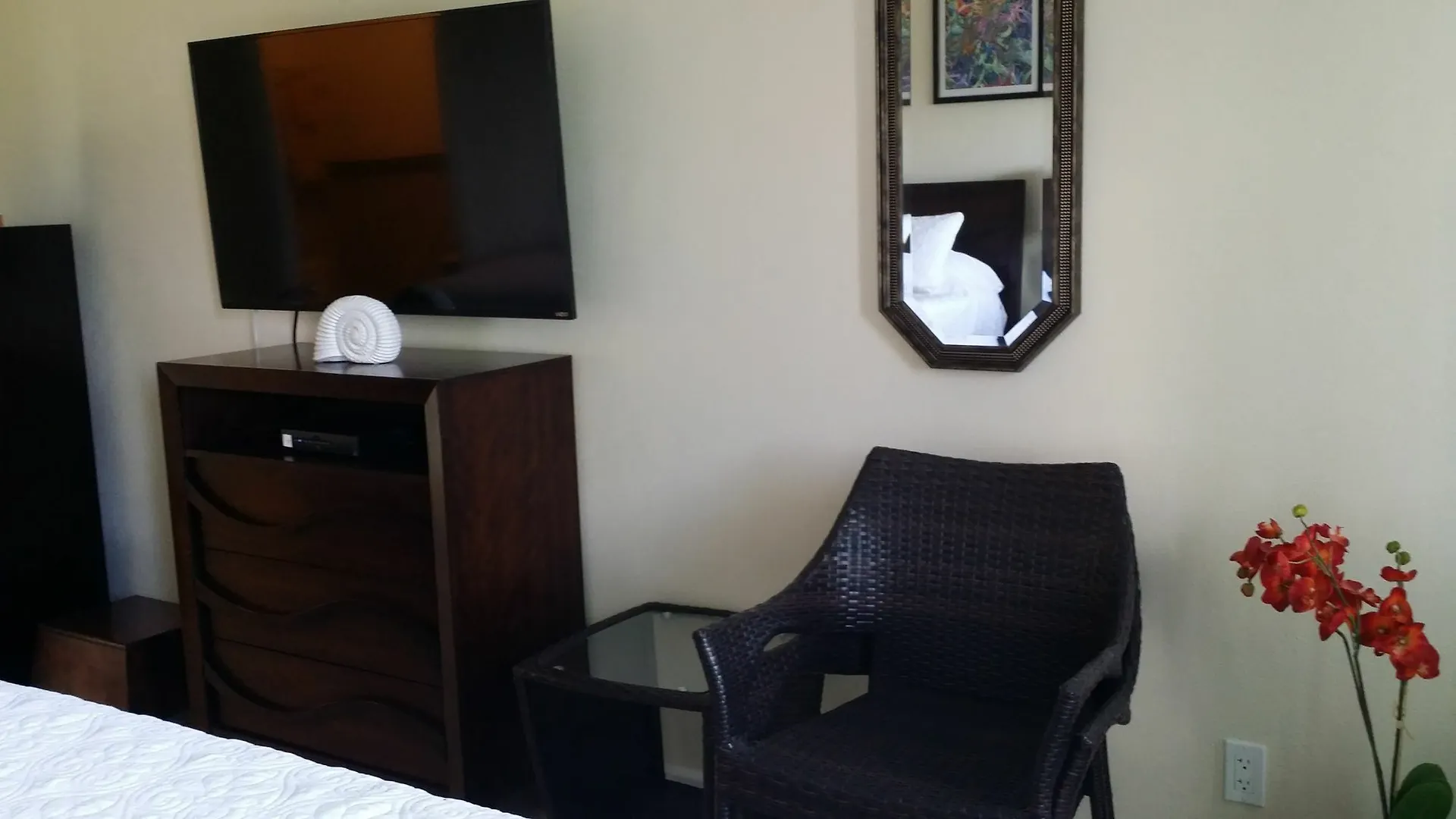 Harbor Breeze Villas Clarence Town Resort
