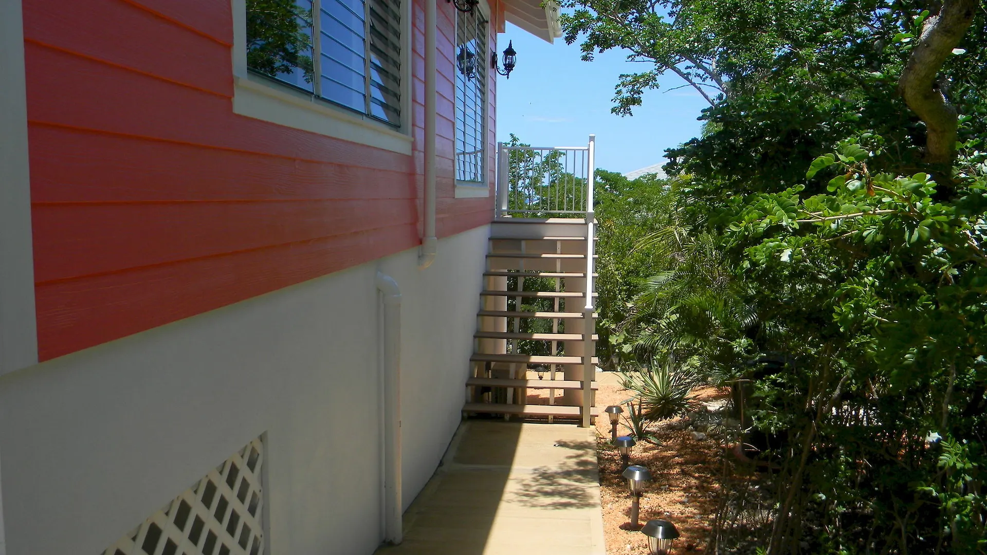 Harbor Breeze Villas Clarence Town 5*,  Bahamas